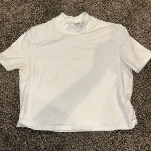 white high neck crop tshirt